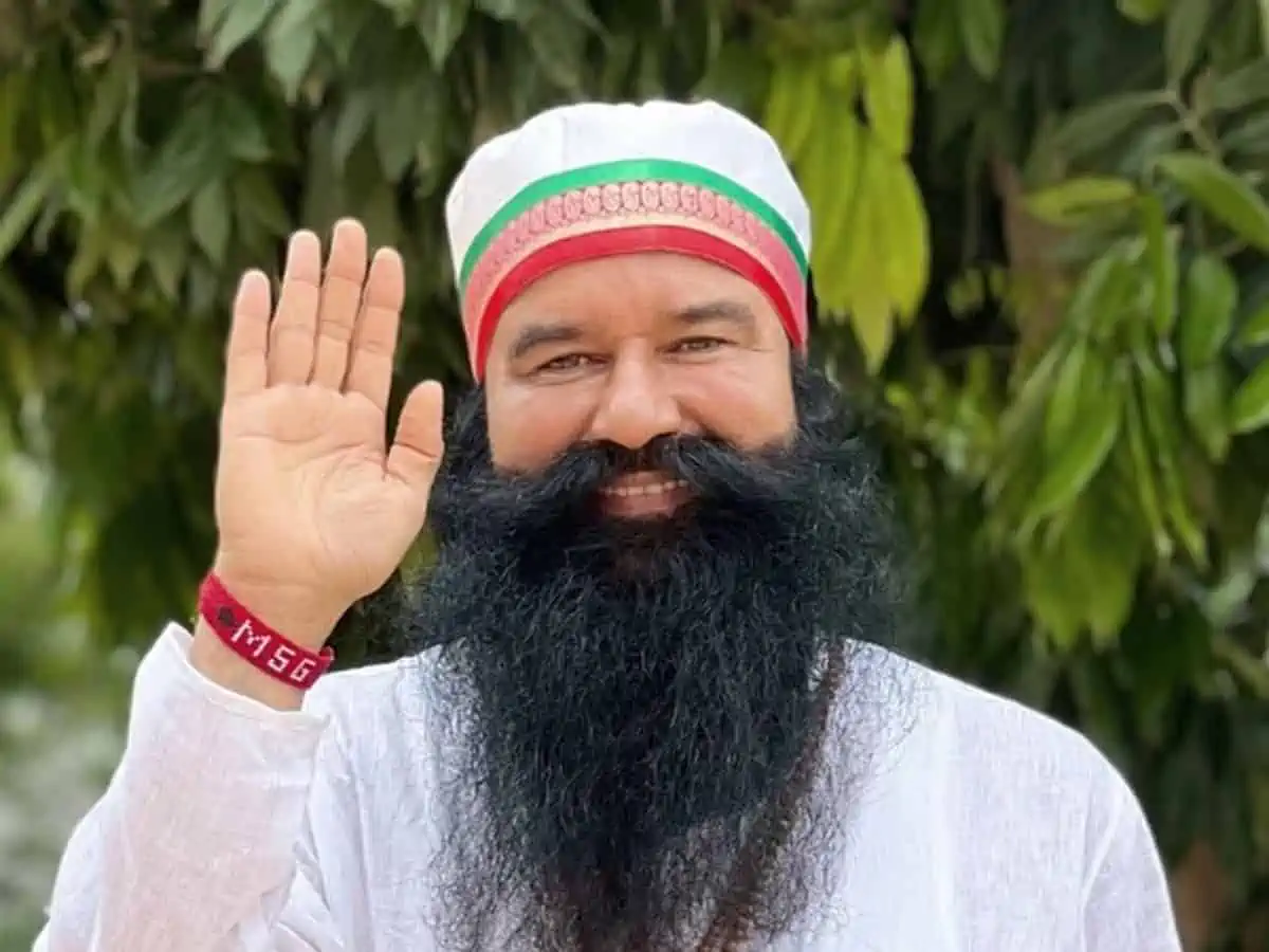 https://salarnews.in/public/uploads/images/newsimages/maannewsimage13082024_153551_gurmeet ram rahim.webp